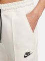  מכנסי טרנינג Nike Sportswear Tech Fleece של NIKE
