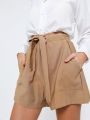  מכנסיים קצרים עם חגורת קשירה של TERMINAL X