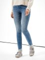  ג'ינס בגזרת HI-RISE JEGGING של AMERICAN EAGLE
