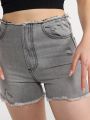  מכנסי ג'ינס קצרים בשילוב קרעים ללא חגורה של TERMINAL X