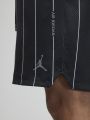  מכנסיים קצרים בהדפס ג'ורדן Jordan Essentials של JORDAN