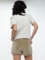  מכנסי קטיפה קצרים עם פאץ' לוגו של ESSENTIALS