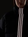  מעיל פאפר עם פסי לוגו זוהרים בחושך של ADIDAS Originals