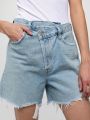  ג'ינס קצר א-סימטרי של AGOLDE