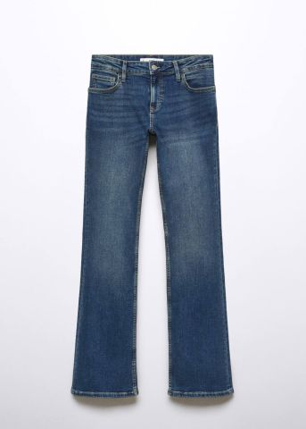 ג'ינס בשילוב שפשופים של MANGO