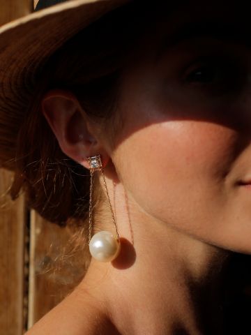 עגילי Jules Pearl earrings / נשים של KEREN WOLF