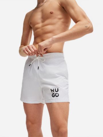 מכנסי בגד ים עם לוגו של HUGO BOSS