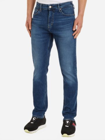 ג'ינס בגזרה ישרה של TOMMY HILFIGER