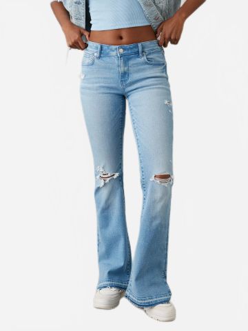 ג'ינס בגזרת FLARE של AMERICAN EAGLE