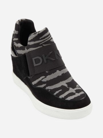 נעלי סניקרס עם פלטפורמה / נשים של DKNY