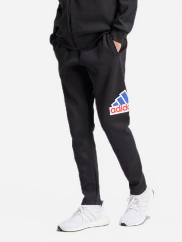 מכנסי טרנינג עם לוגו של ADIDAS Performance
