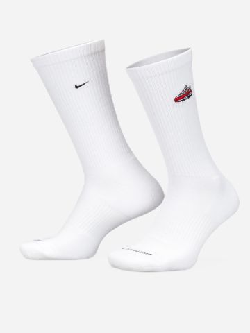 זוג גרביים גבוהים Nike Everyday Plus / יוניסקס של undefined