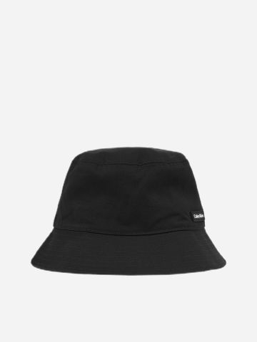 כובע באקט עם לוגו / גברים של CALVIN KLEIN