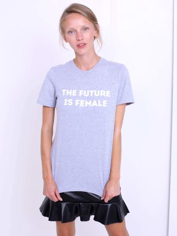 טי שירט  The future is female