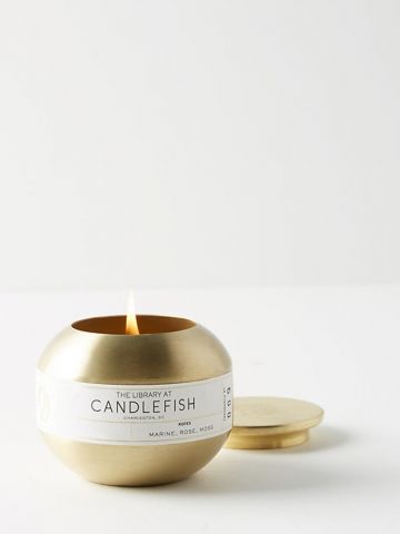 נר ריחני עגול בגימור מוזהב 9 Candlefish