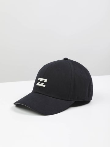 כובע מצחייה עם רקמת לוגו