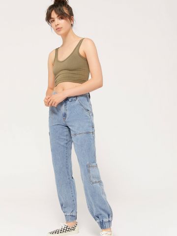 ג'ינס ארוך עם גומי בסיומות BDG