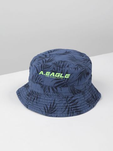 כובע באקט בהדפס עלים עם לוגו / ילדים