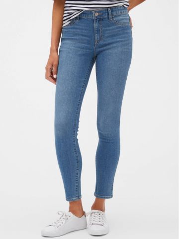 ג'ינס סקיני עם שפשופים של GAP