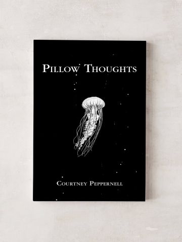 ספר Pillow Thoughts מאת Courtney Peppernell