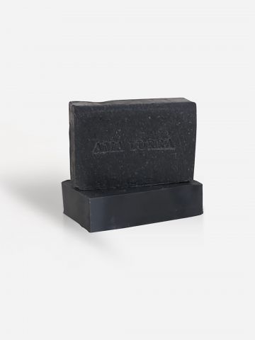 סבון טבעי פחם שחור לניקוי עמוק Natural Black Charcoal Soap של AMA LURRA