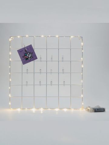 לוח גריד מרובע עם תאורה של YOLO