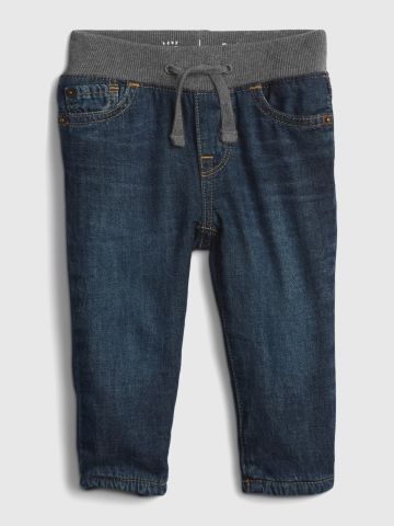 מכנסי ג'ינס עם גומי מותן / 0-24M של GAP