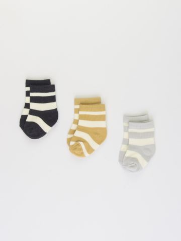 מארז 3 זוגות גרביים בהדפס פסים בצבעים שונים / בייבי של TERMINAL X KIDS