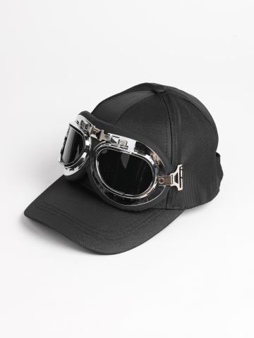 כובע כובע מצחייה עם משקפיי סקי / Purim collection של TERMINAL X