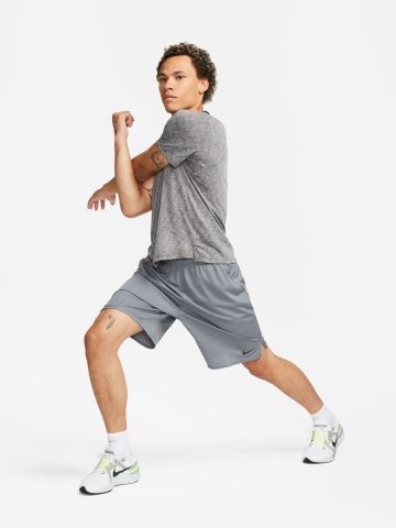 מכנסי אימוון קצרים Nike Totality של NIKE