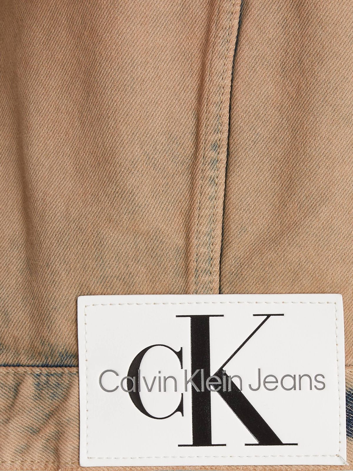  ג'קט ג'ינס ווש של CALVIN KLEIN