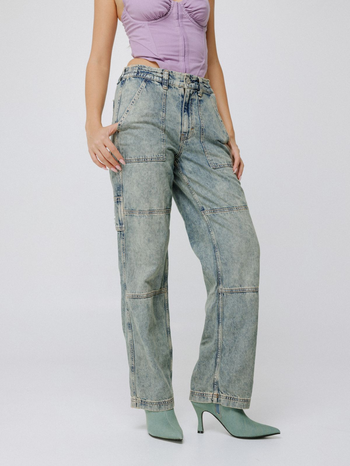  ג'ינס ווש קרגו של URBAN OUTFITTERS