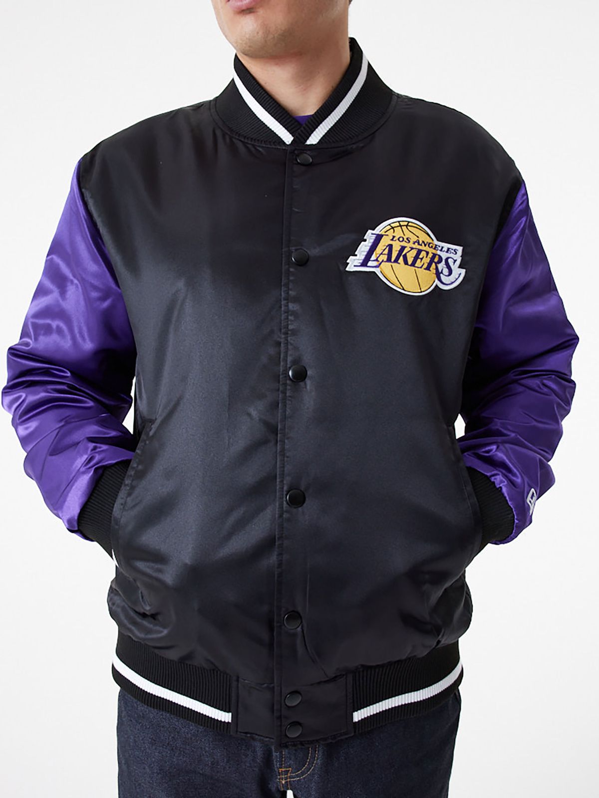  ג'קט בומבר עם לוגו Lakers של NEW ERA