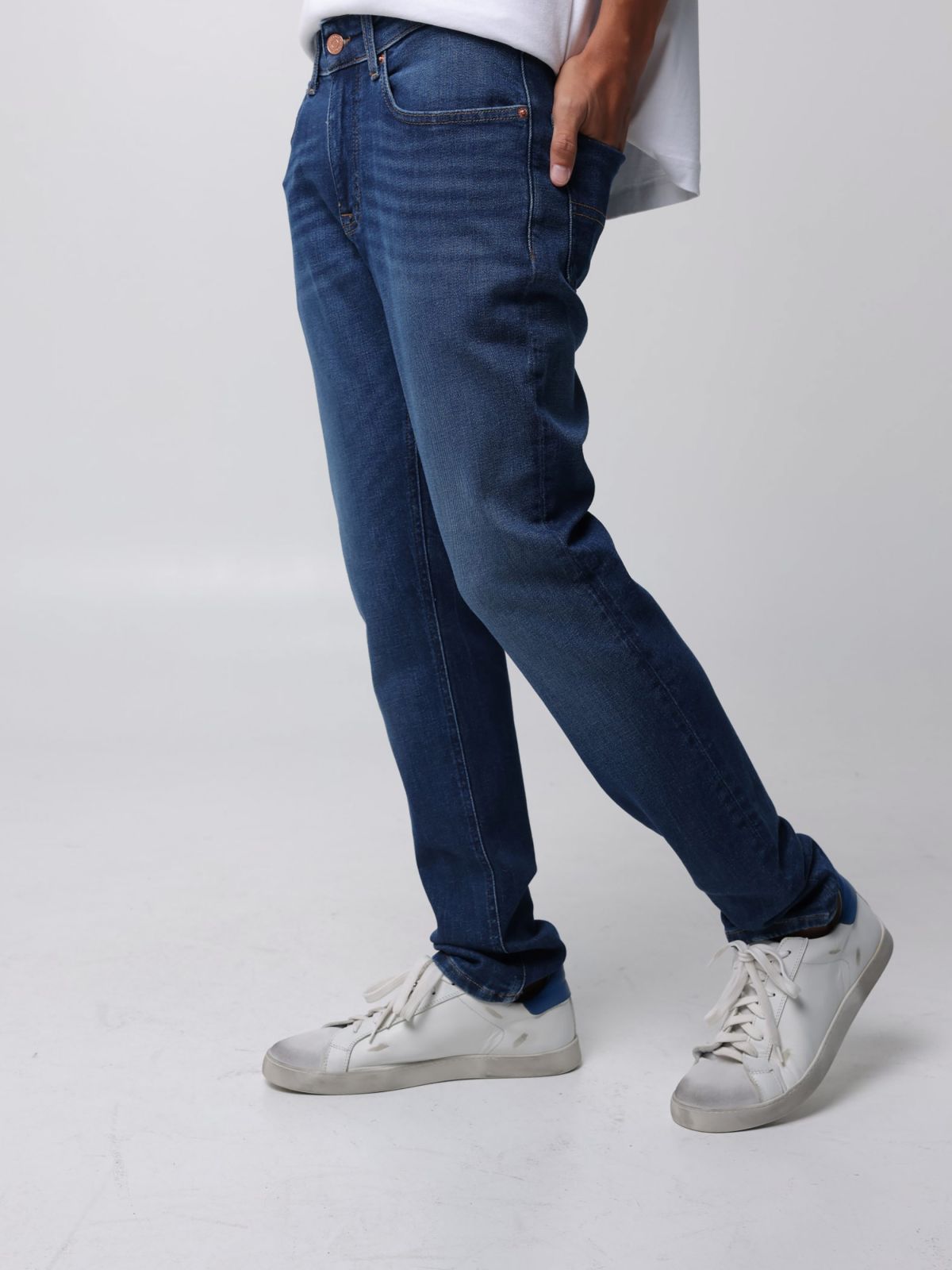  מכנסי ג'ינס ארוכים בגזרת Slim של TOMMY HILFIGER