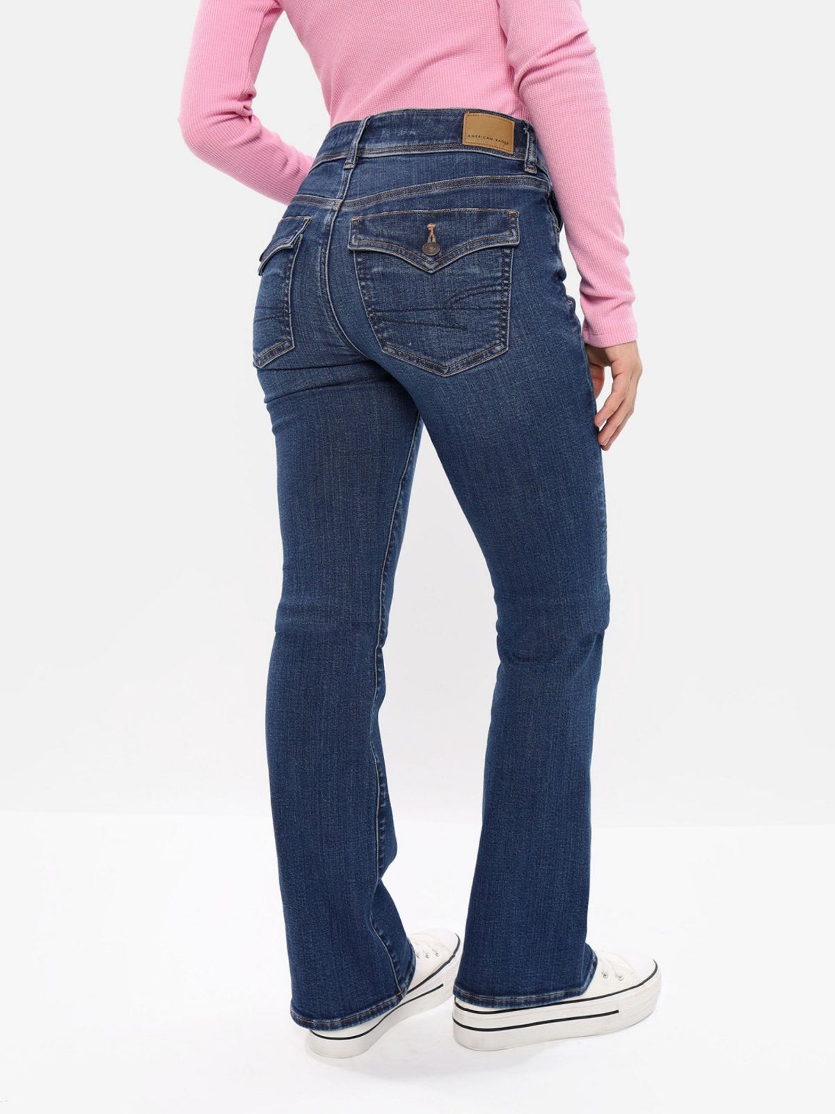  מכנסי ג'ינס בגזרה מתרחבת של AMERICAN EAGLE