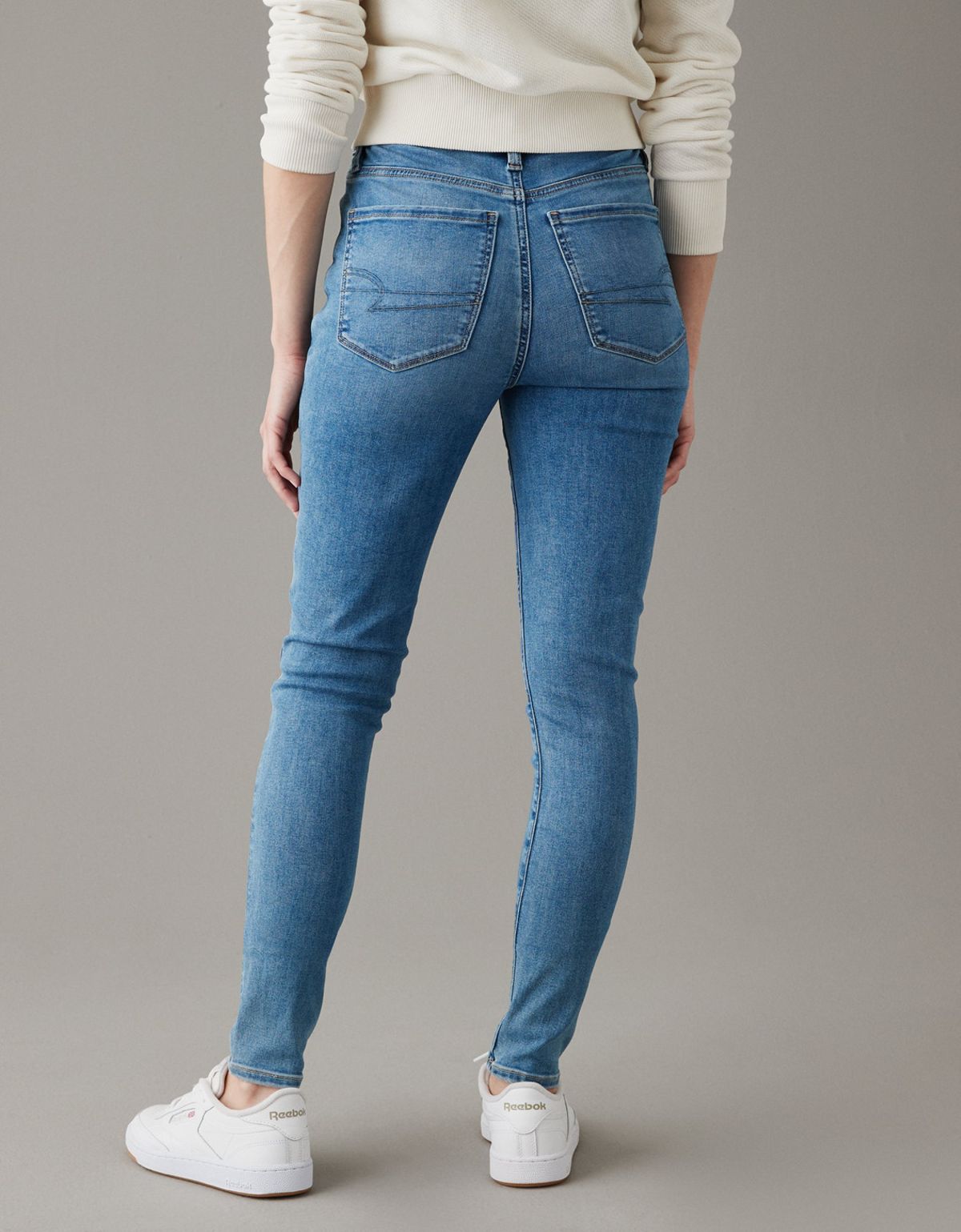  מכנסי ג'ינס SUPER HIGH-RISE JEGGING של AMERICAN EAGLE
