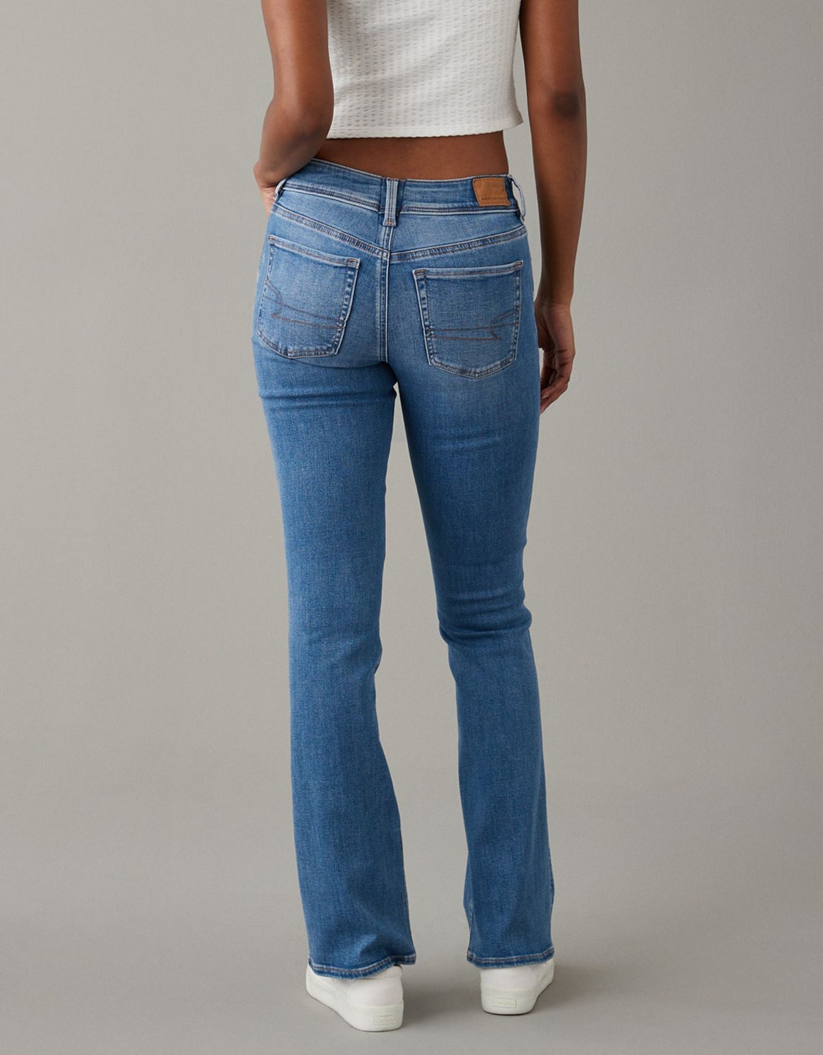  מכנסי ג'ינס KICK BOOT של AMERICAN EAGLE