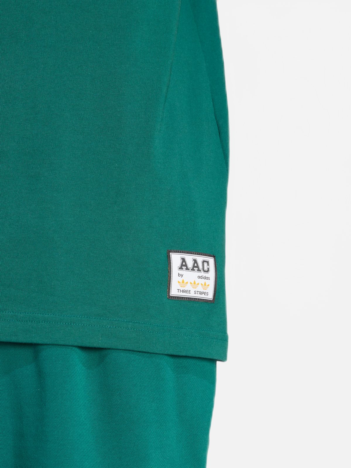  טי שירט עם לוגו AAC של ADIDAS Originals