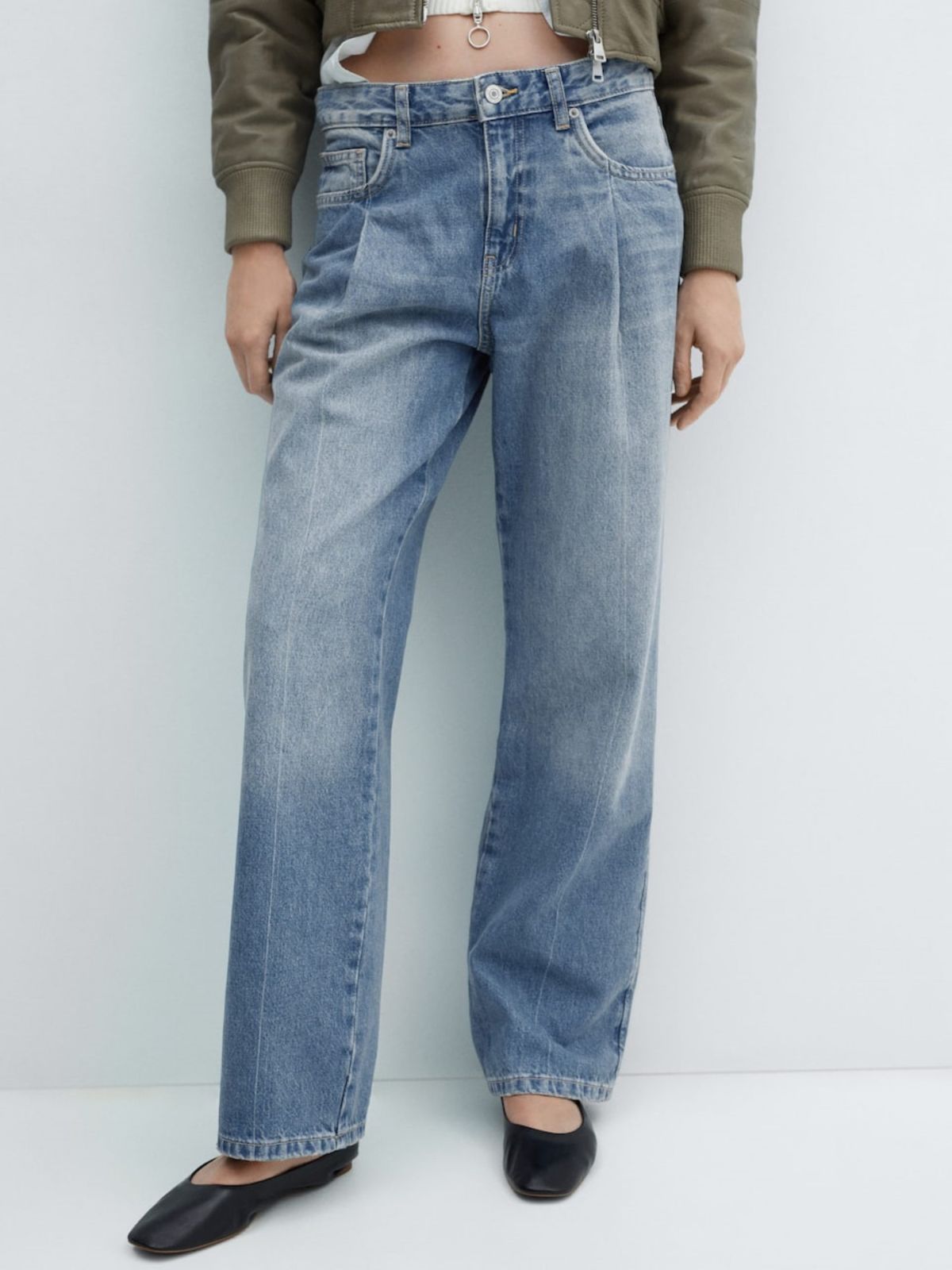  ג'ינס ווש בגזרה ישרה של MANGO