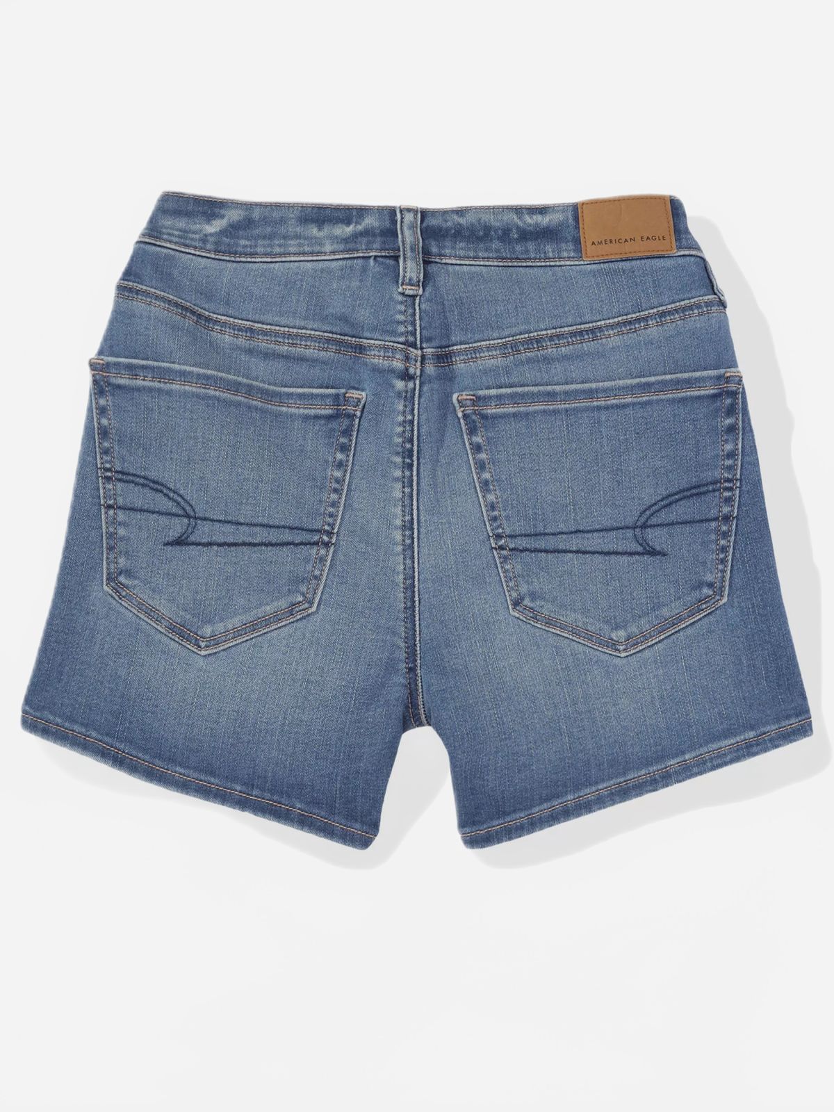  ג'ינס קצר בסיומת קיפולים של AMERICAN EAGLE