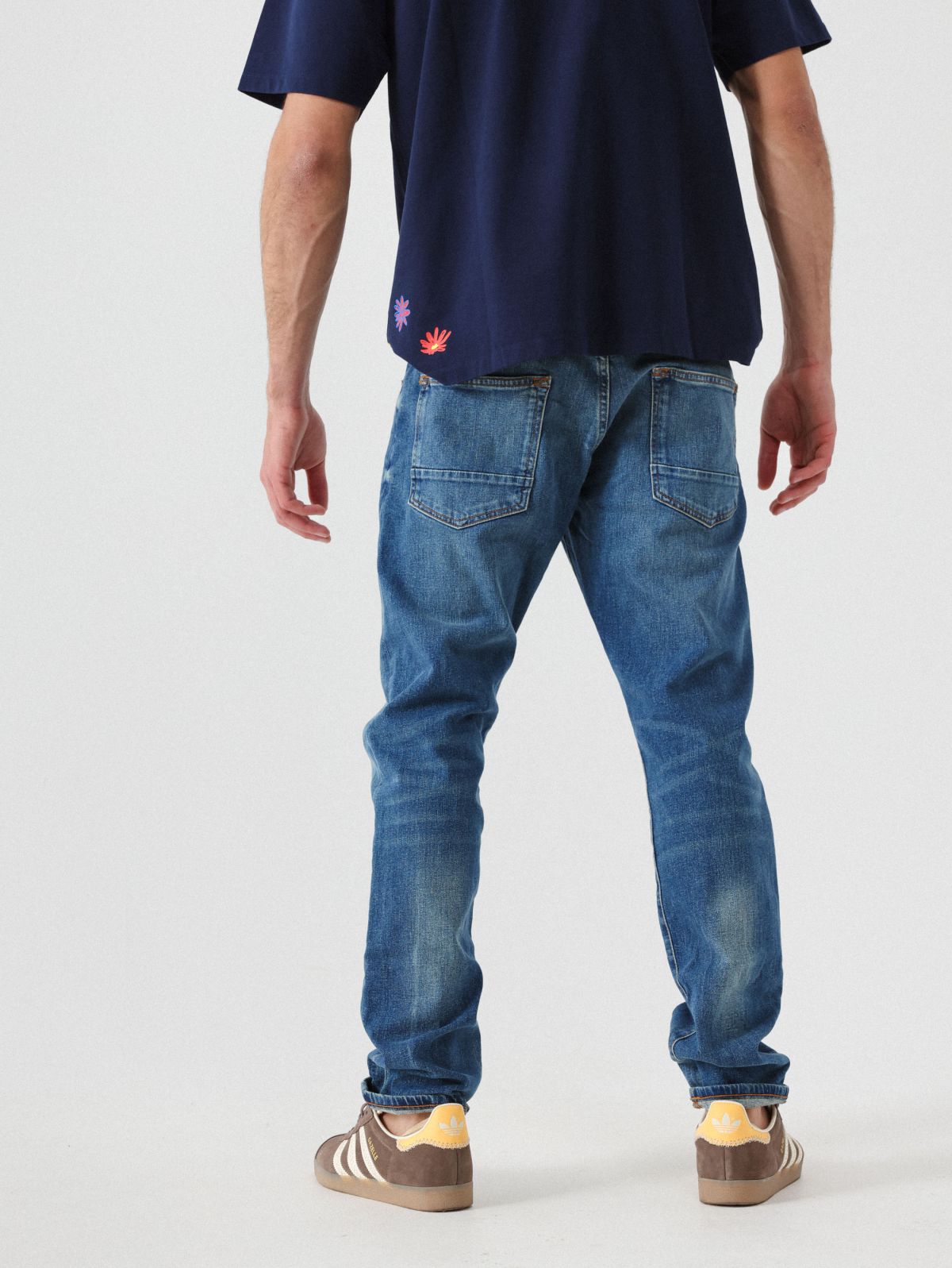  מכנסי ג'ינס בגזרה ישרה של SCOTCH & SODA