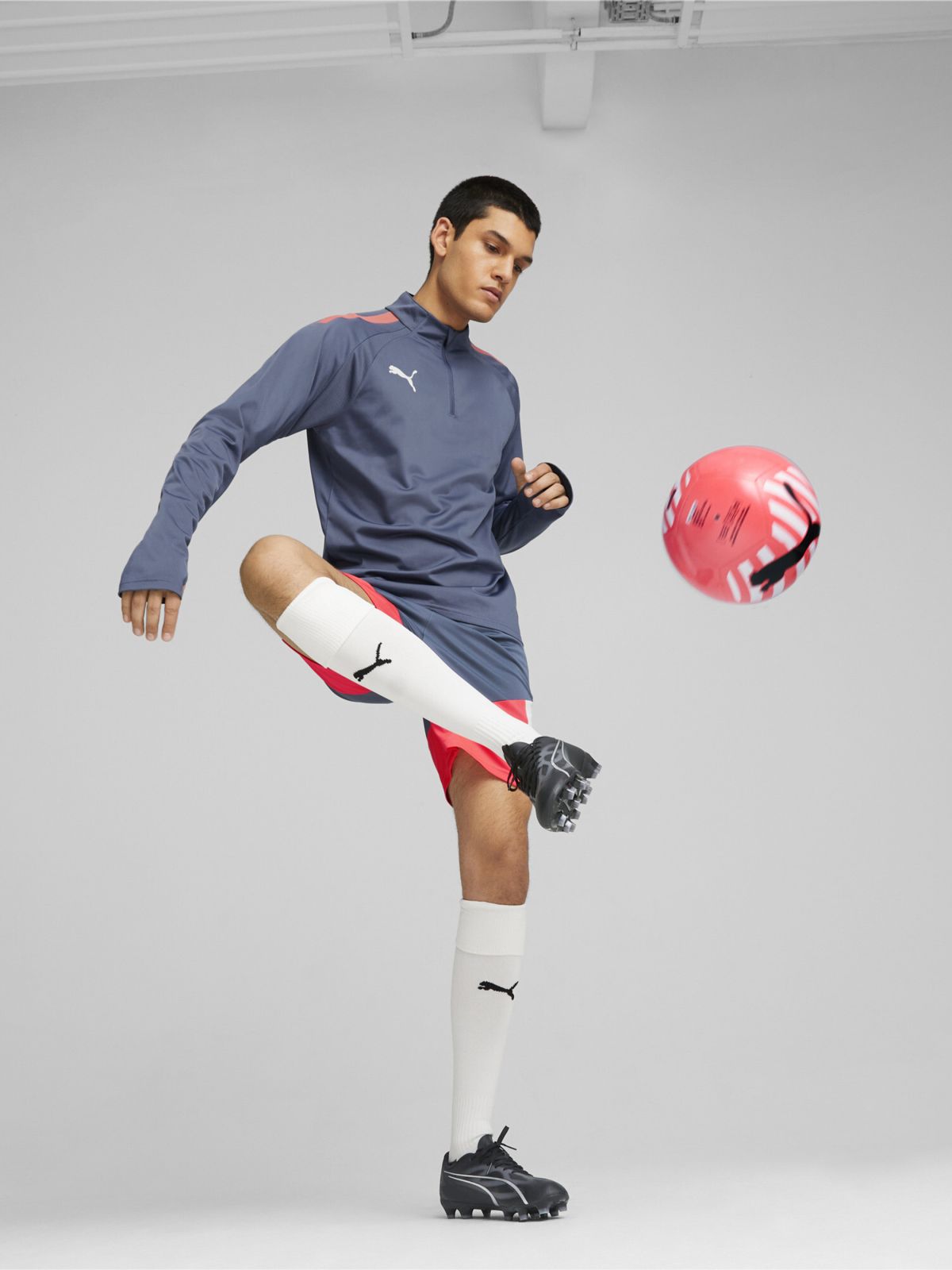 נעלי כדורגל Ultra Play / גברים של PUMA