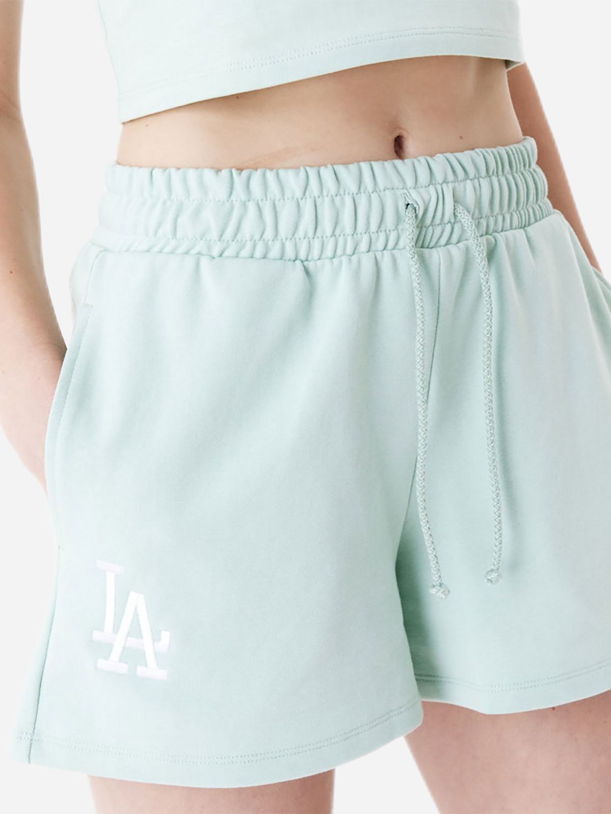 מכנסיים קצרים עם רקמת לוגו LA Dodgers של NEW ERA