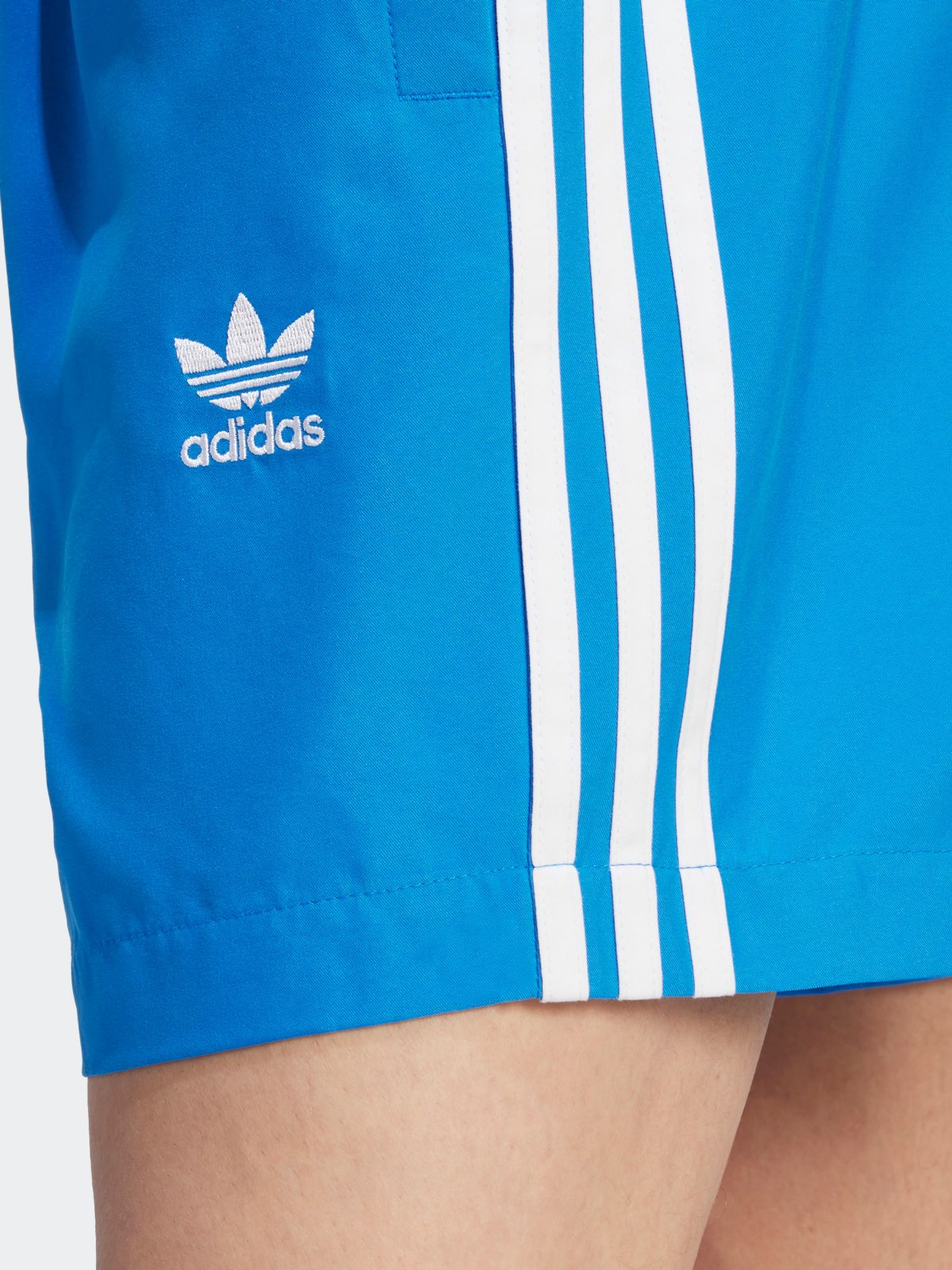 מכנסי בגד ים עם לוגו adidas Originals Adicolor של ADIDAS Originals