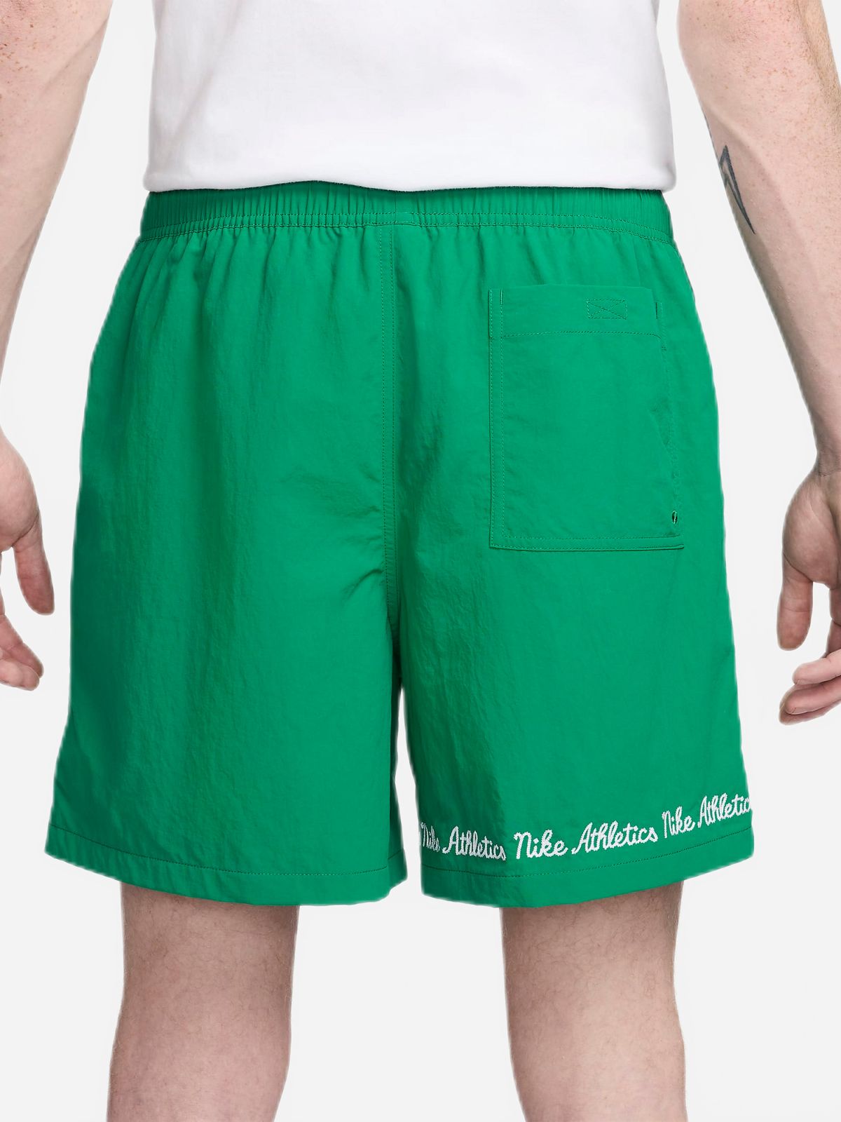  מכנסיים קצרים עם לוגו של NIKE