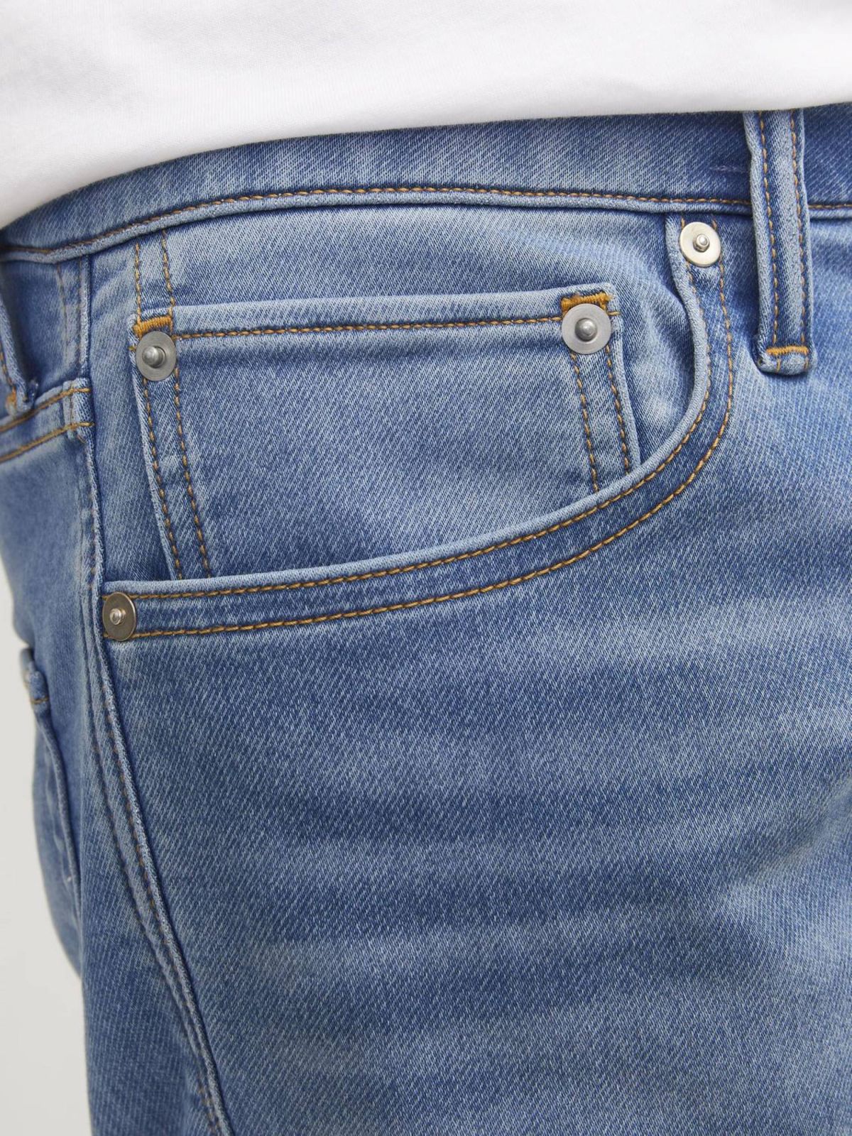  מכנסי ג'ינס קצרים עם כיסים של JACK AND JONES