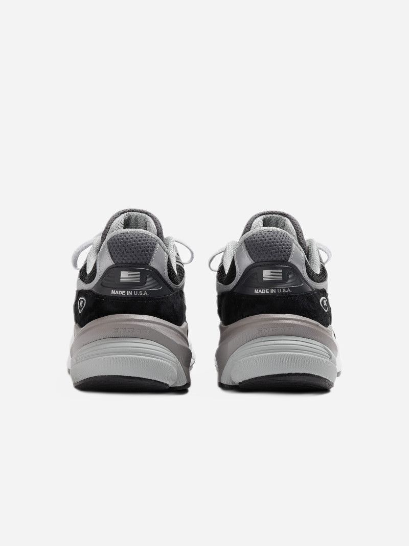  נעלי ספורט M990 צרות / נשים של NEW BALANCE