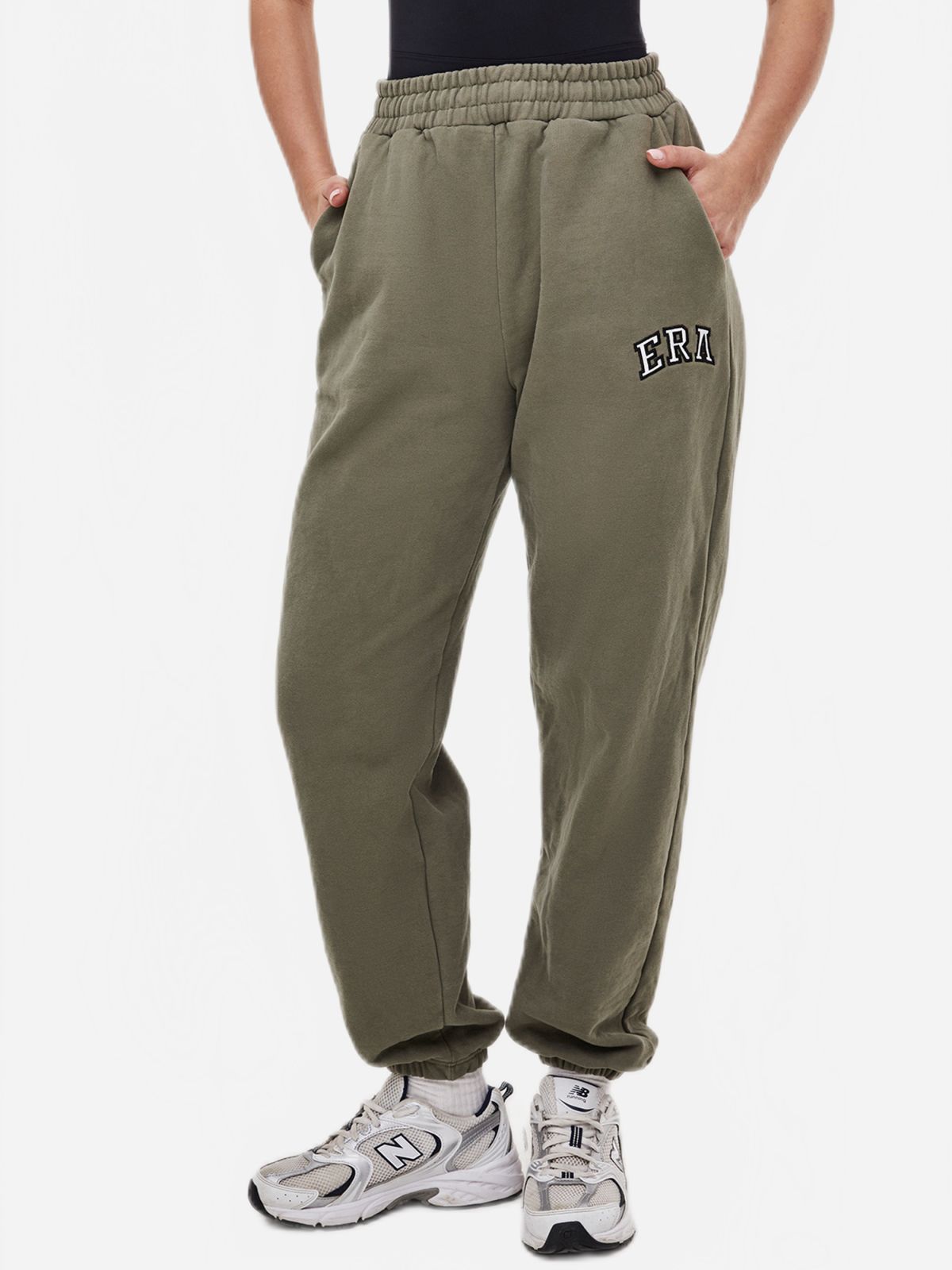  מכנסי טרנינג אוברסייז עם רקמת לוגו של ERA