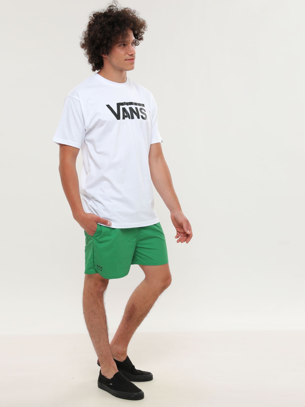 מכנסי בגד ים עם רקמת לוגו של SKINT & MINTED