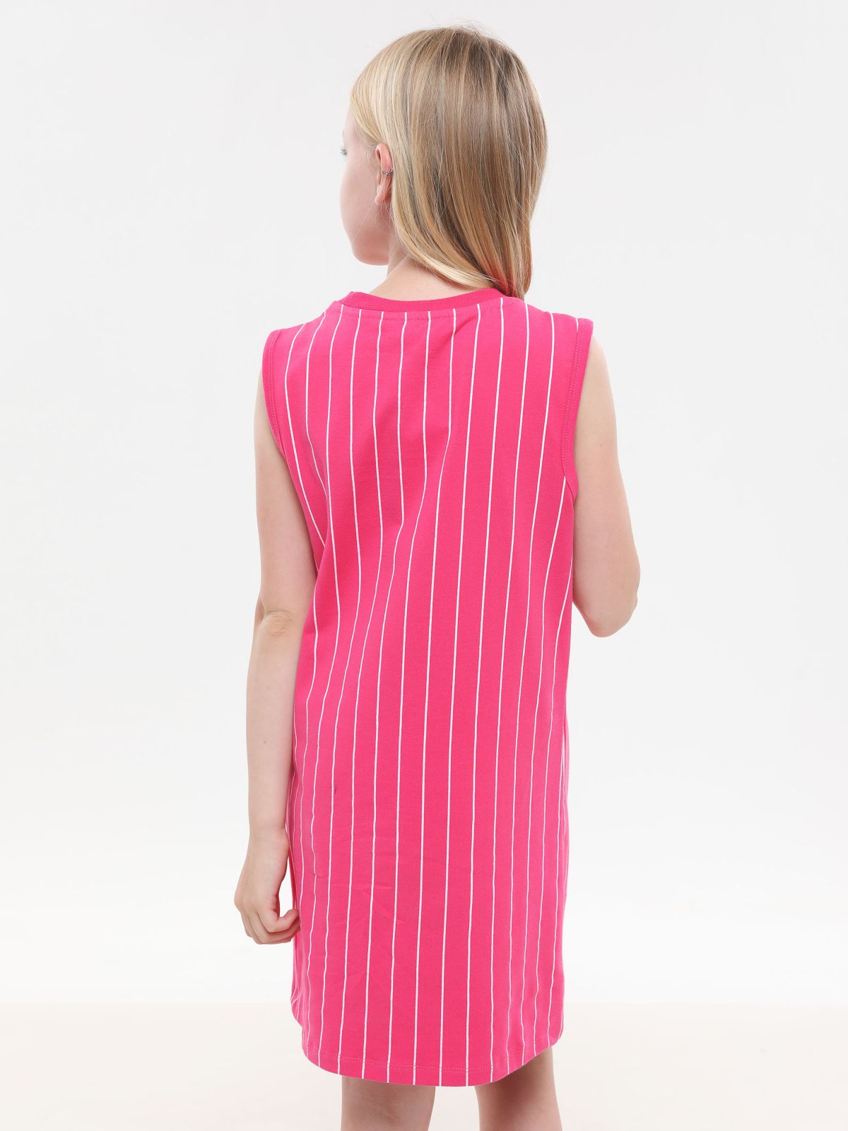  שמלת מיני בהדפס פסים עם לוגו של FILA